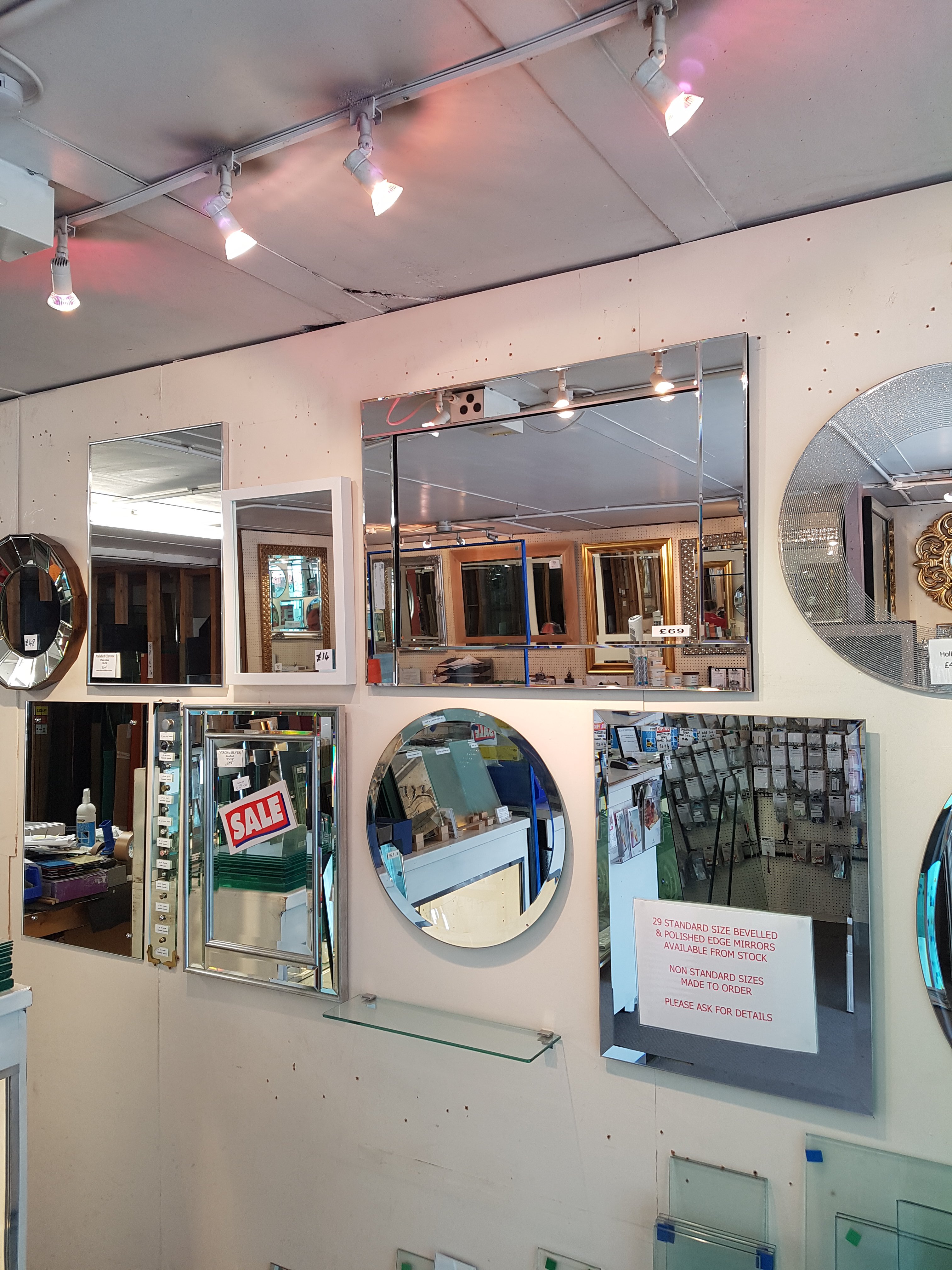 Glass (Reading) Ltd Expert glass merchants in Reading